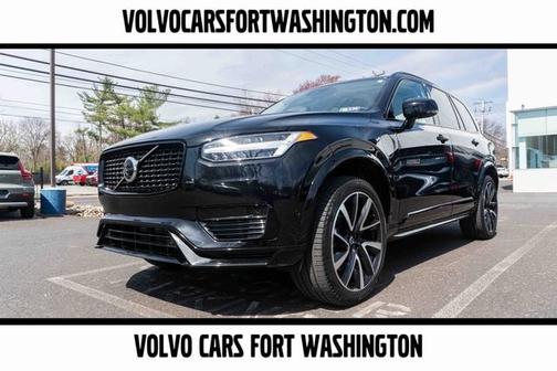 2023 Volvo XC90 Recharge Plug-In Hybrid T8 Plus Dark Theme 7 Passenger