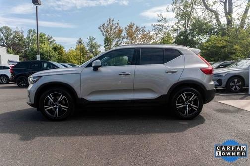2025 Volvo XC40 B5 Core