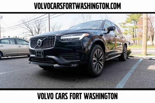 2022 Volvo XC90 T6 Momentum