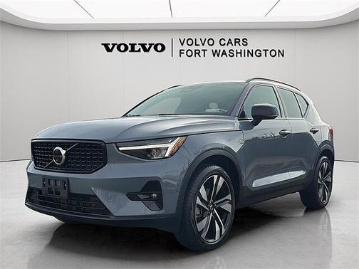 2023 Volvo XC40 Plus