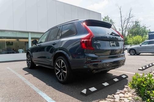 2023 Volvo XC90 Recharge Plug-In Hybrid Ultimate
