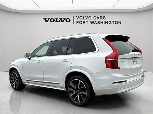 2024 Volvo XC90 Plus