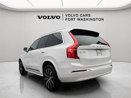 2024 Volvo XC90 Plus