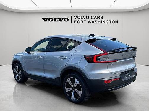 Silver Dawn 2023 Volvo C40 Recharge Pure Electric Core
