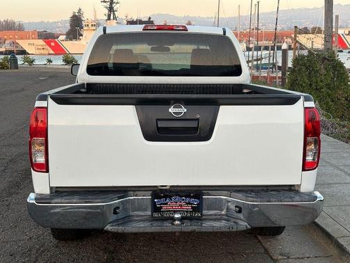 Glacier White 2013 Nissan Frontier S
