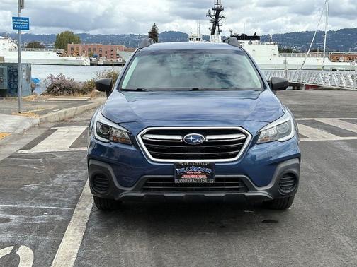 2019 Subaru Outback 2.5i