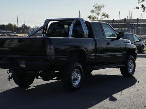 2001 Dodge Ram 2500 Base