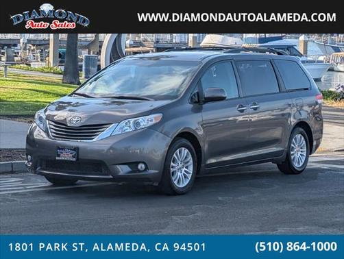 2012 Toyota Sienna XLE