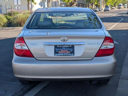 2003 Toyota Camry XLE