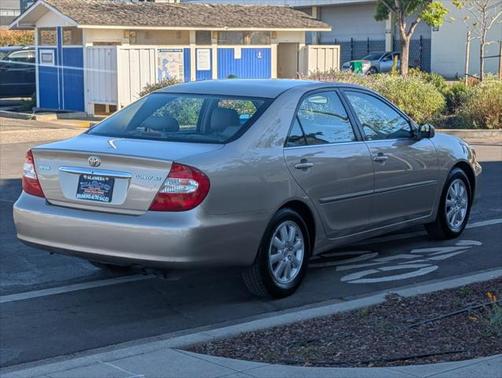 2003 Toyota Camry XLE