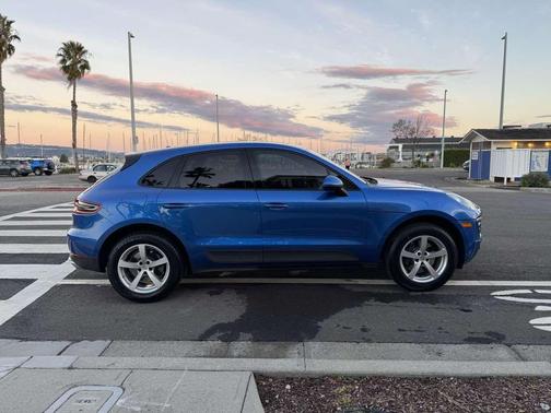 2018 Porsche Macan 