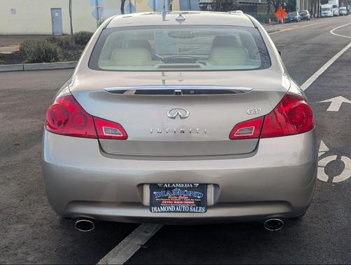 2009 INFINITI G37 Journey