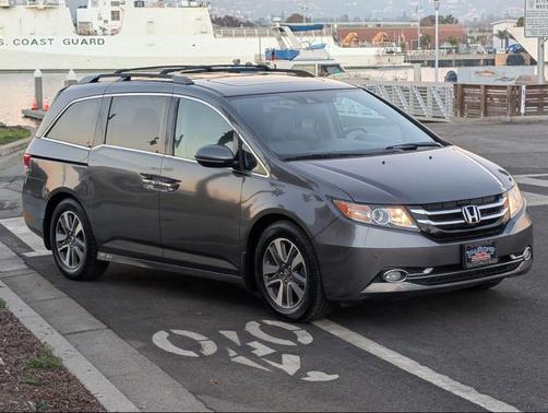 2016 Honda Odyssey Touring Elite