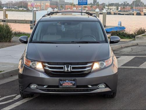 2016 Honda Odyssey Touring Elite