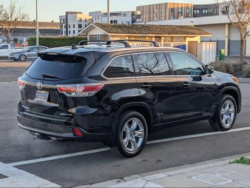 2016 Toyota Highlander Limited