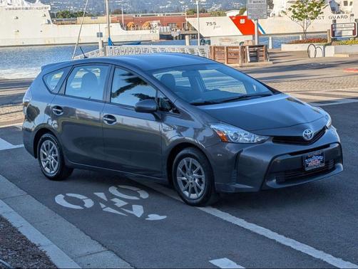 2017 Toyota Prius v Two