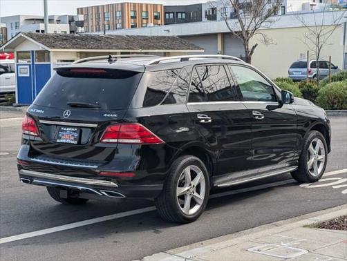 2016 Mercedes-Benz GLE-Class GLE 300d 4MATIC