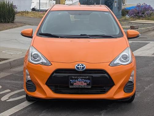 2016 Toyota Prius c Two