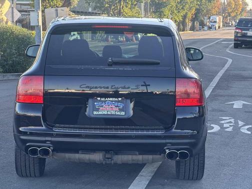 2006 Porsche Cayenne Turbo S