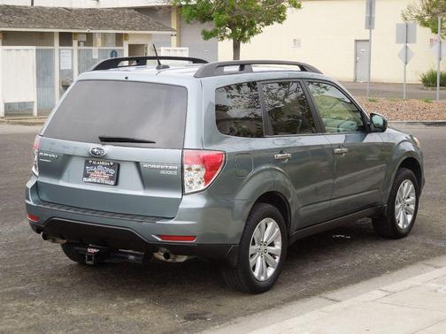 2011 Subaru Forester 2.5 X Premium