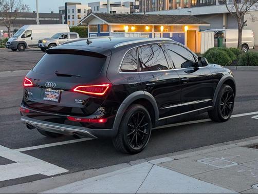 2017 Audi Q5 2.0T Premium Plus