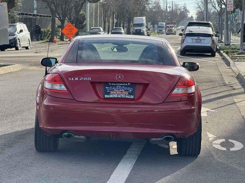 2006 Mercedes-Benz SLK-Class Base