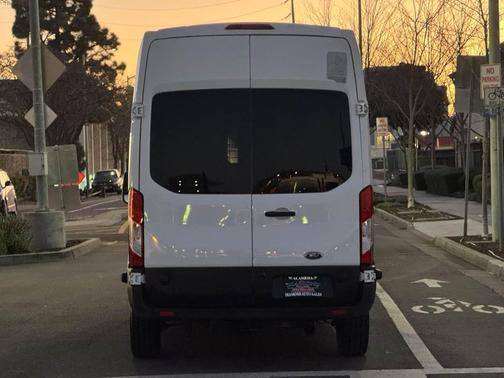 2017 Ford Transit-350 Base