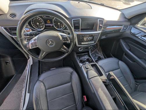 designo Diamond White Metallic 2015 Mercedes-Benz M-Class 4MATIC