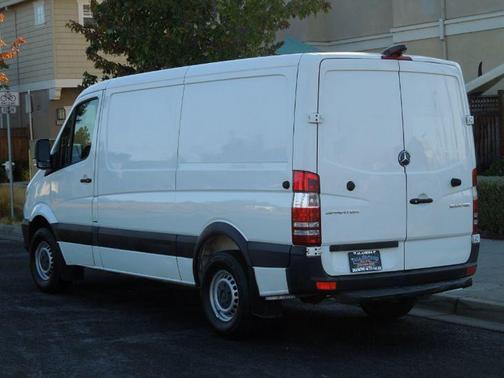 2015 Mercedes-Benz Sprinter 2500
