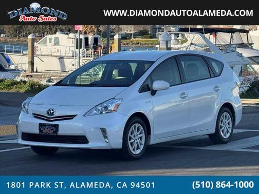 2012 Toyota Prius v Three