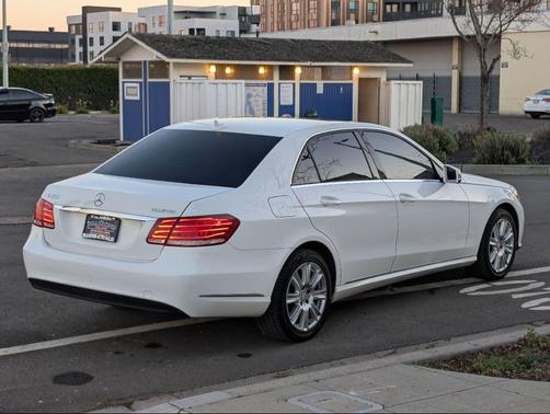 2014 Mercedes-Benz E-Class BlueTEC Luxury Sedan