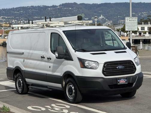 2017 Ford Transit-250 Base