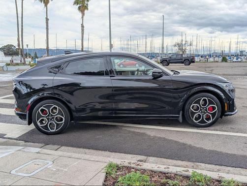 2021 Ford Mustang Mach-E GT