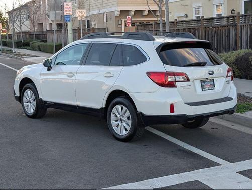 Crystal White Pearl 2016 Subaru Outback 2.5i Premium
