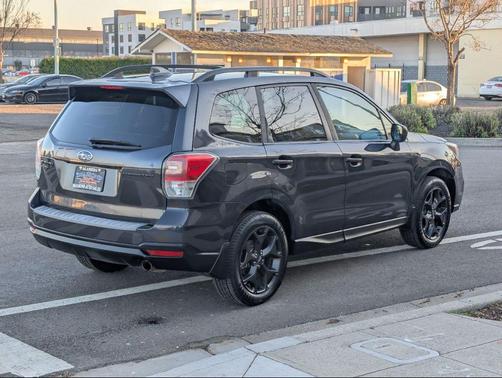 2018 Subaru Forester 2.5i Premium Black Edition