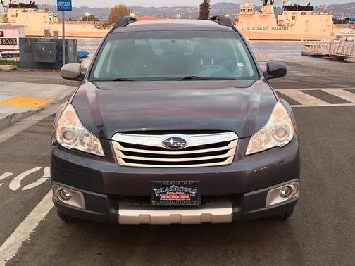 2010 Subaru Outback 2.5 i Limited