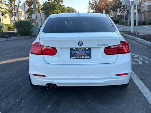2013 BMW 328 328i