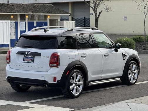 2018 MINI Countryman Cooper S