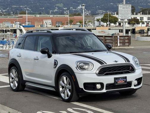 2018 MINI Countryman Cooper S