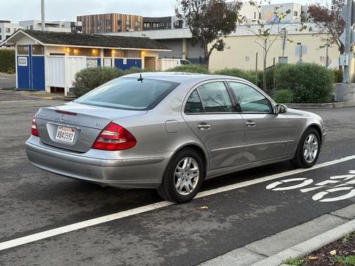 2005 Mercedes-Benz E-Class CDI Sedan