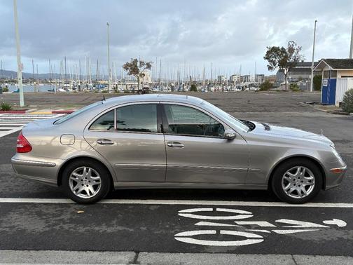 2005 Mercedes-Benz E-Class CDI Sedan