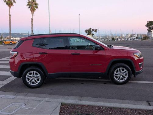 2018 Jeep Compass Sport
