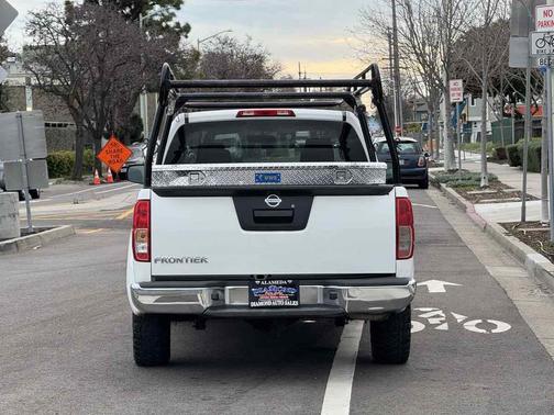 2016 Nissan Frontier S