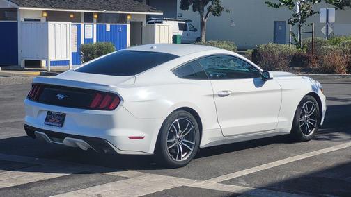 2017 Ford Mustang EcoBoost