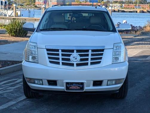 2008 Cadillac Escalade ESV Standard