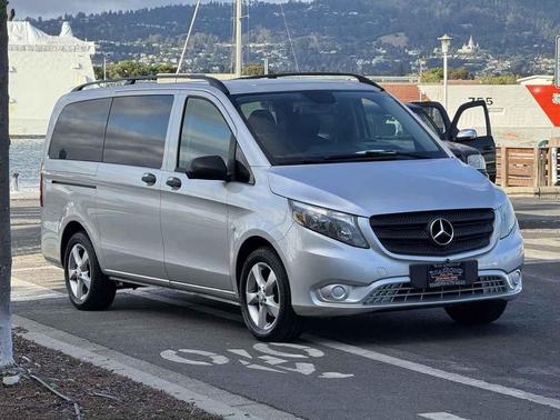Brilliant Silver Metallic 2016 Mercedes-Benz Metris Base