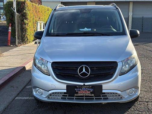 Brilliant Silver Metallic 2016 Mercedes-Benz Metris Base