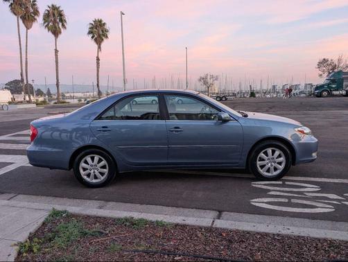 Blue 2003 Toyota Camry XLE