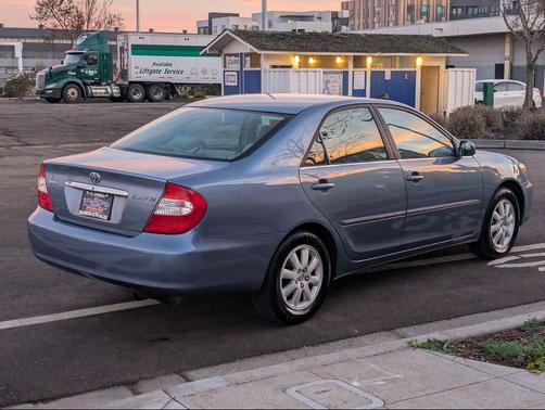Blue 2003 Toyota Camry XLE
