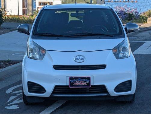 2013 Scion iQ 